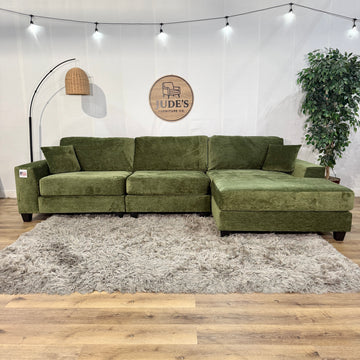 Steppe Right Facing 3 Piece Modular Sectional in Spinach Green