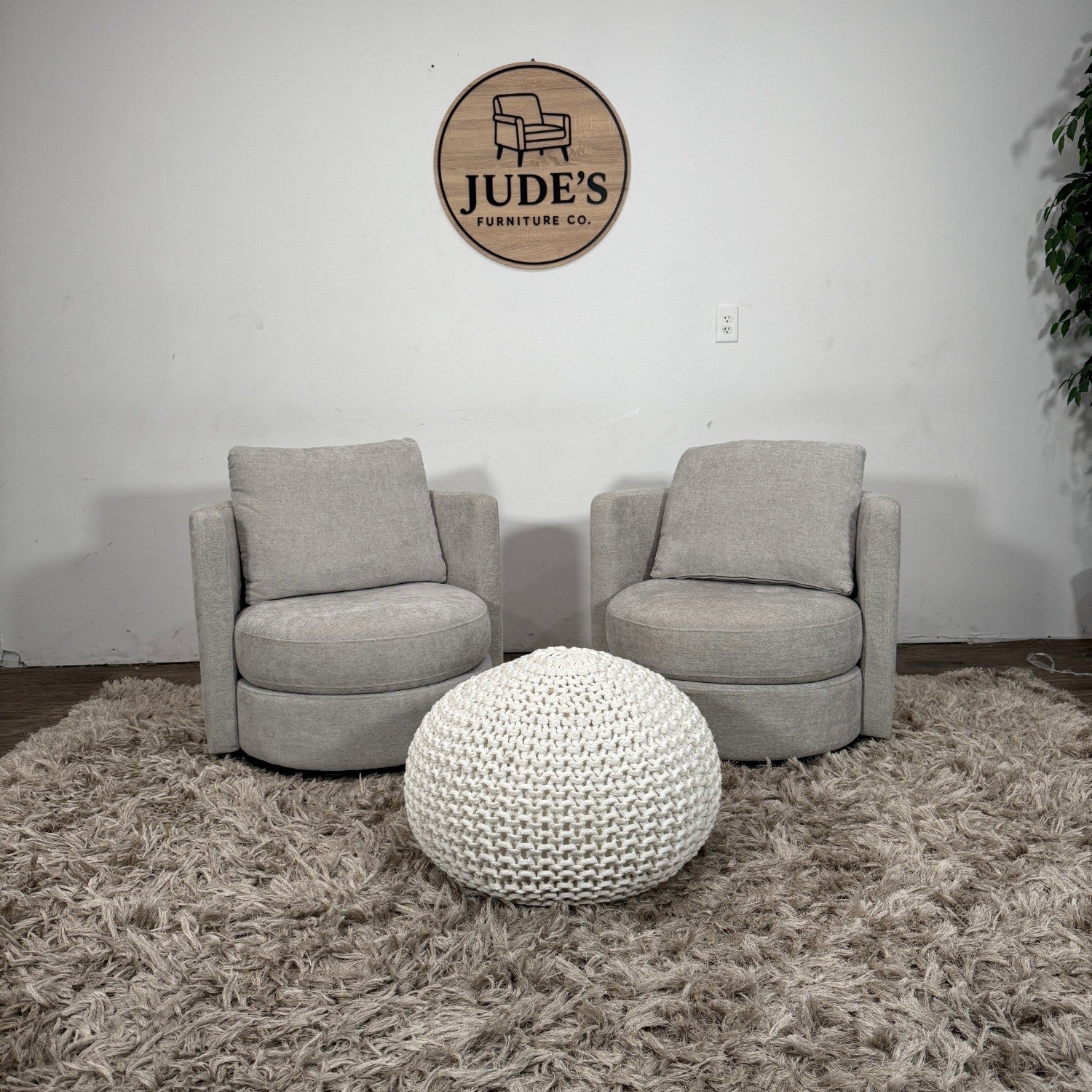 Thomasville Davos Swivel Chairs