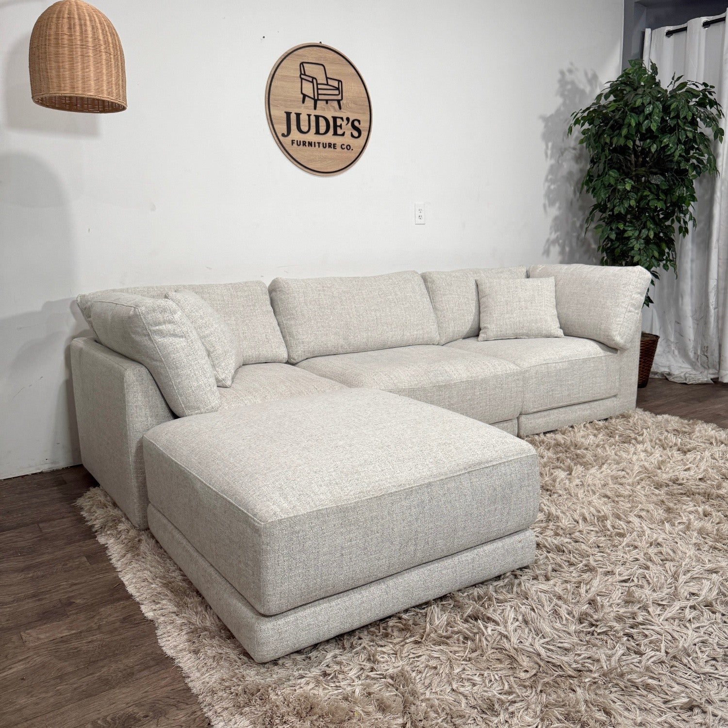Dayna 4-piece Fabric Modular Sectional