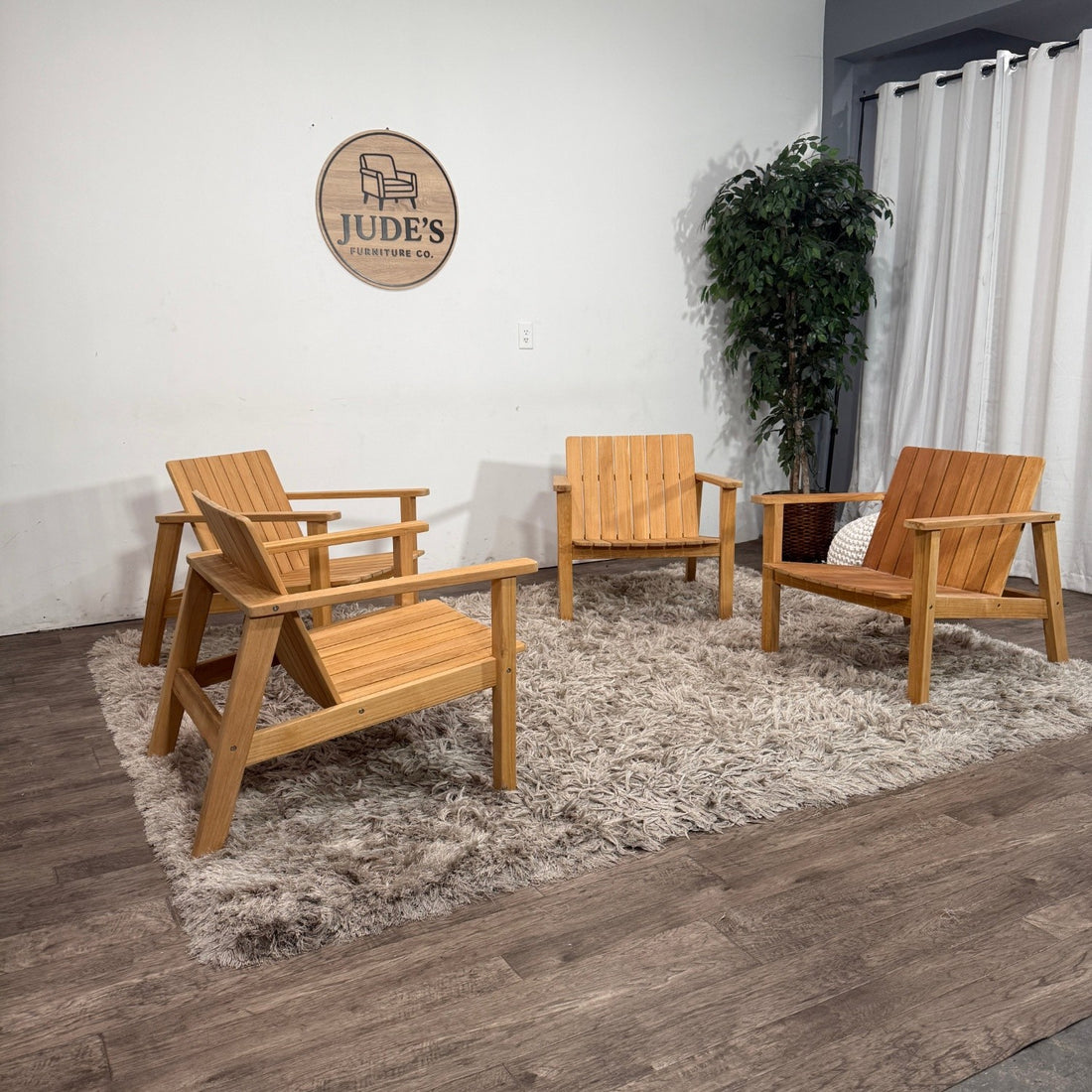 Neighbor Low Chair Set of Four!