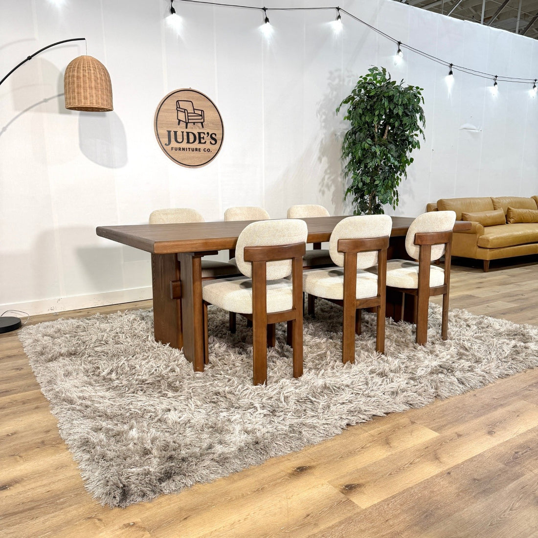 Trivoli Dining Table and 6 Chairs