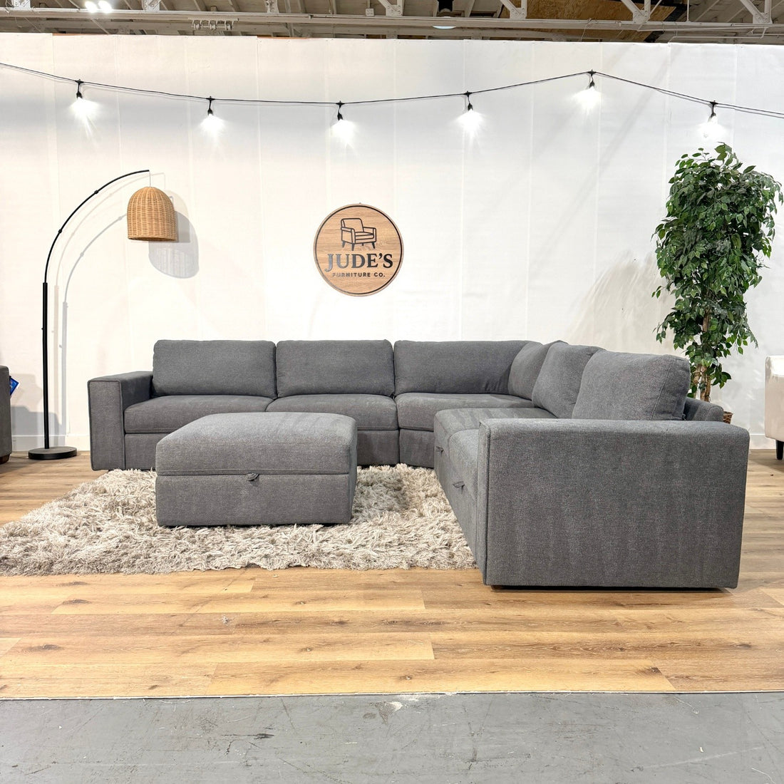 Thomasville Bryden Fabric Sectional with Storage Seats and Ottoman